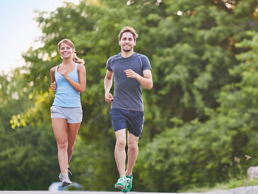 Caminhadas em áreas verdes